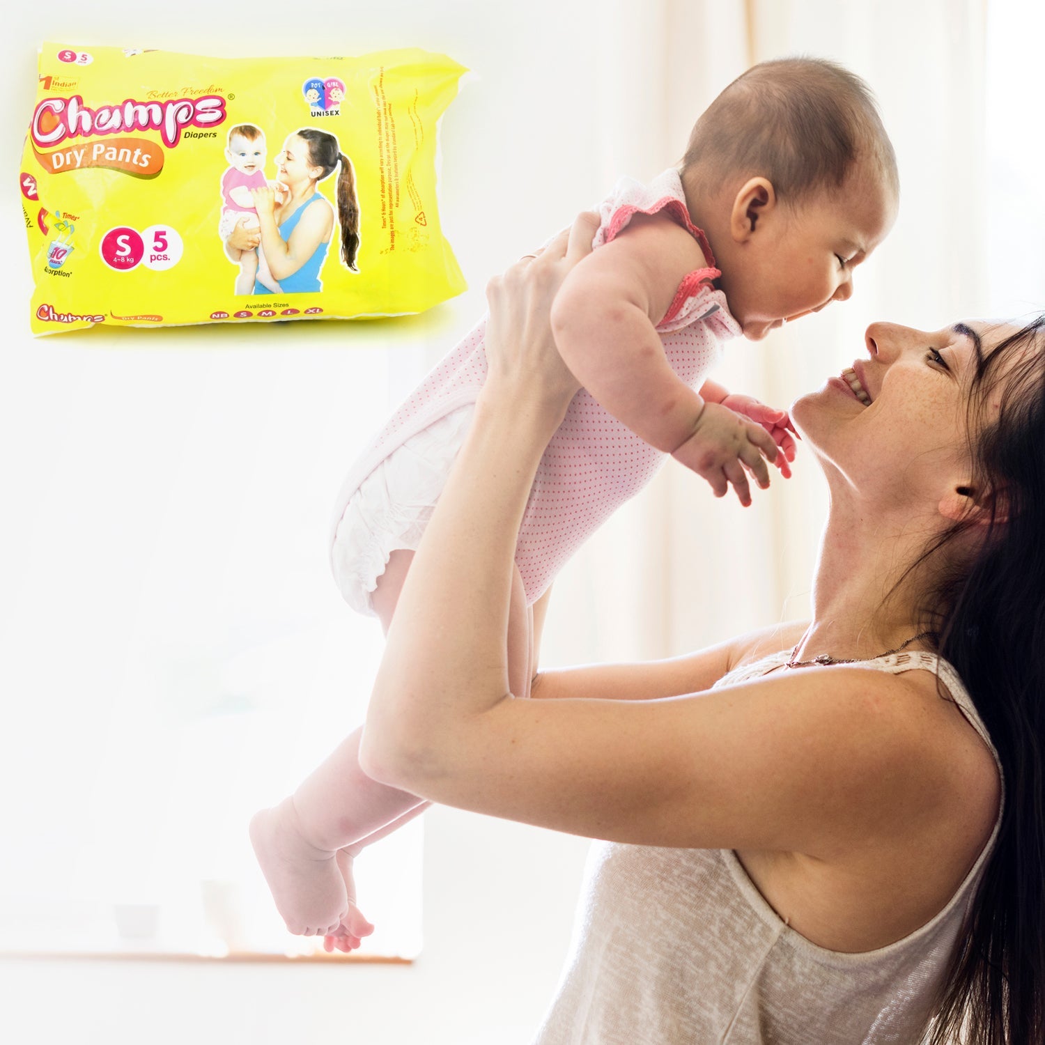 Small travel-friendly diaper pants with leakproof design for easy packing. Small travel-friendly diaper pants with leakproof design for easy packing.